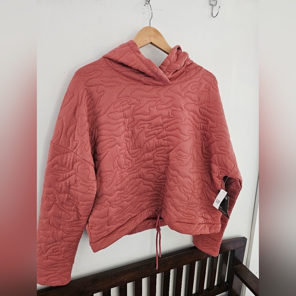 GapFit Quilted Hoodie - Large NWT - Picture 2 of 6